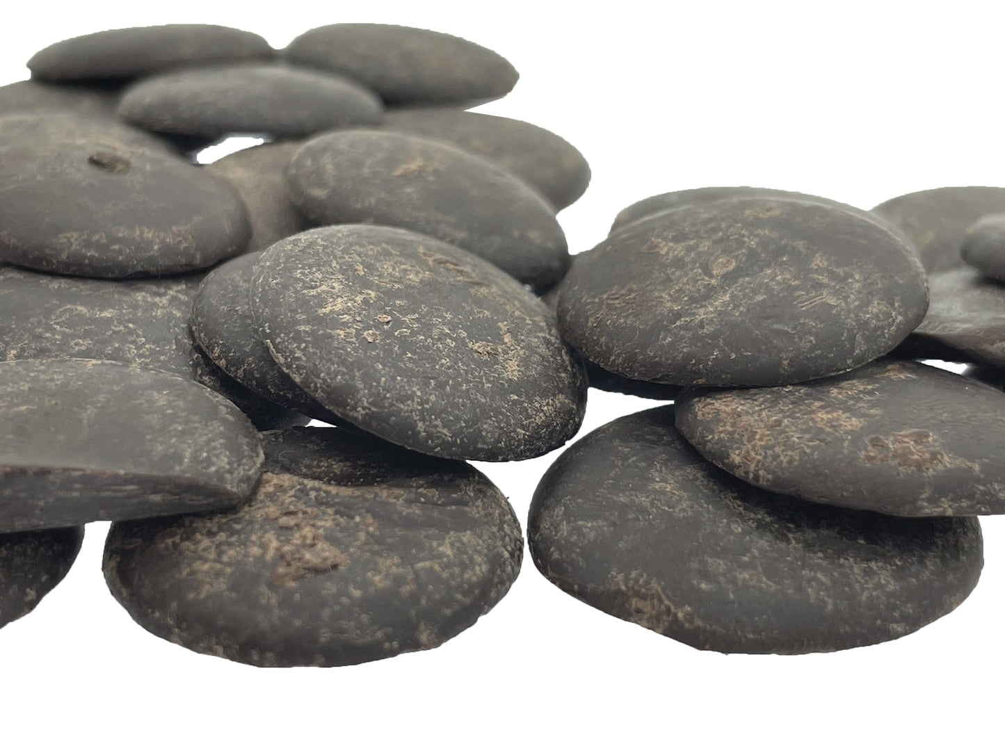 82% Artisanal organic dark chocolate couverture
